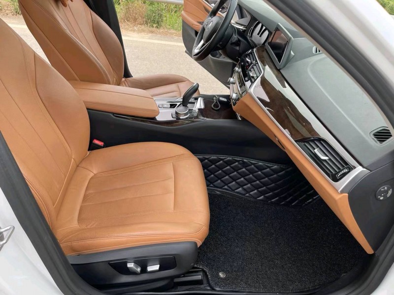 徐州17年宝马5系3