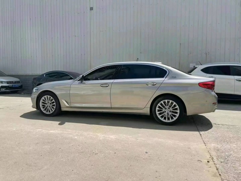 北京18年宝马5系8