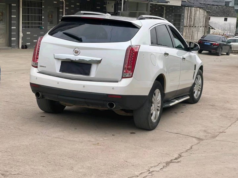 北京12年凯迪拉克SRX6