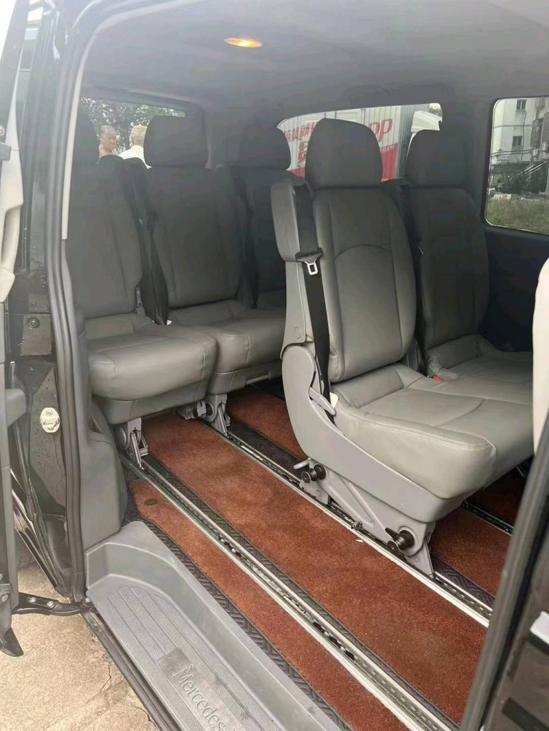 北京12年奔驰威霆6