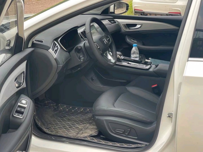 北京22年上汽集团飞凡ER68