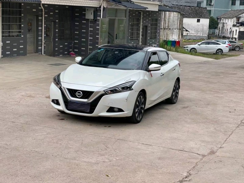 北京17年日产蓝鸟1