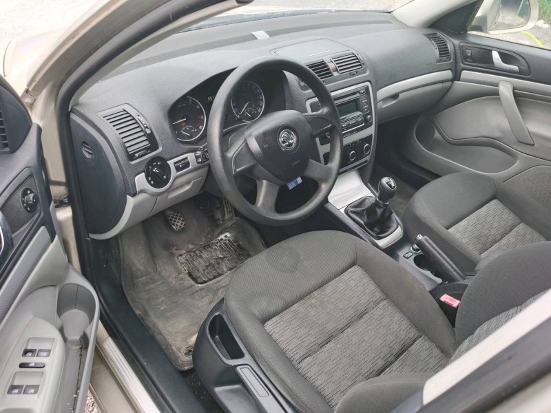 邢台14年斯柯达明锐7