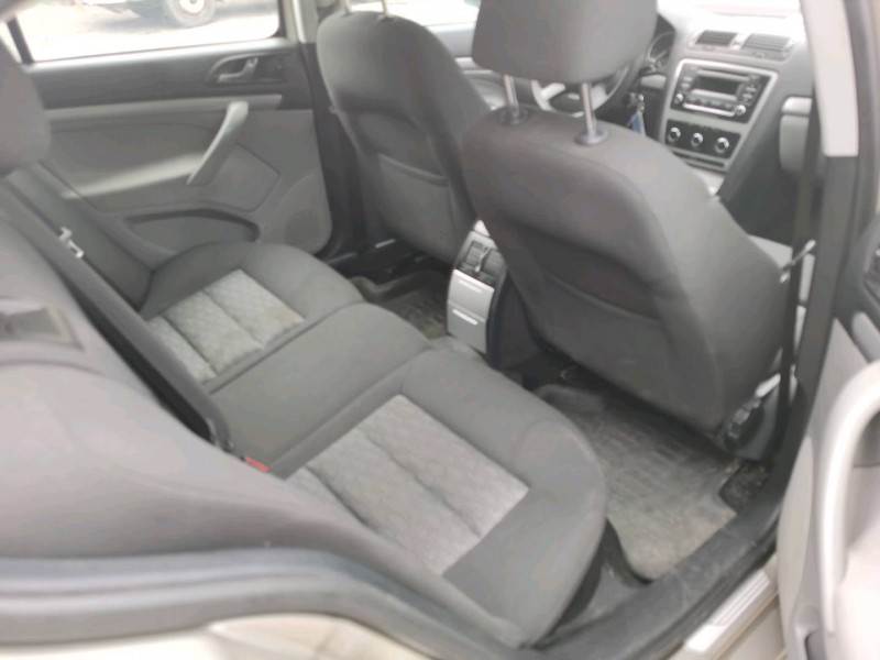 邢台14年斯柯达明锐4