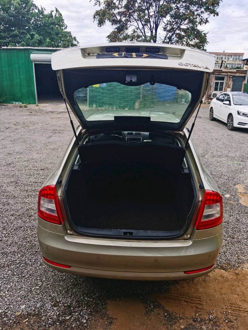 邢台14年斯柯达明锐2