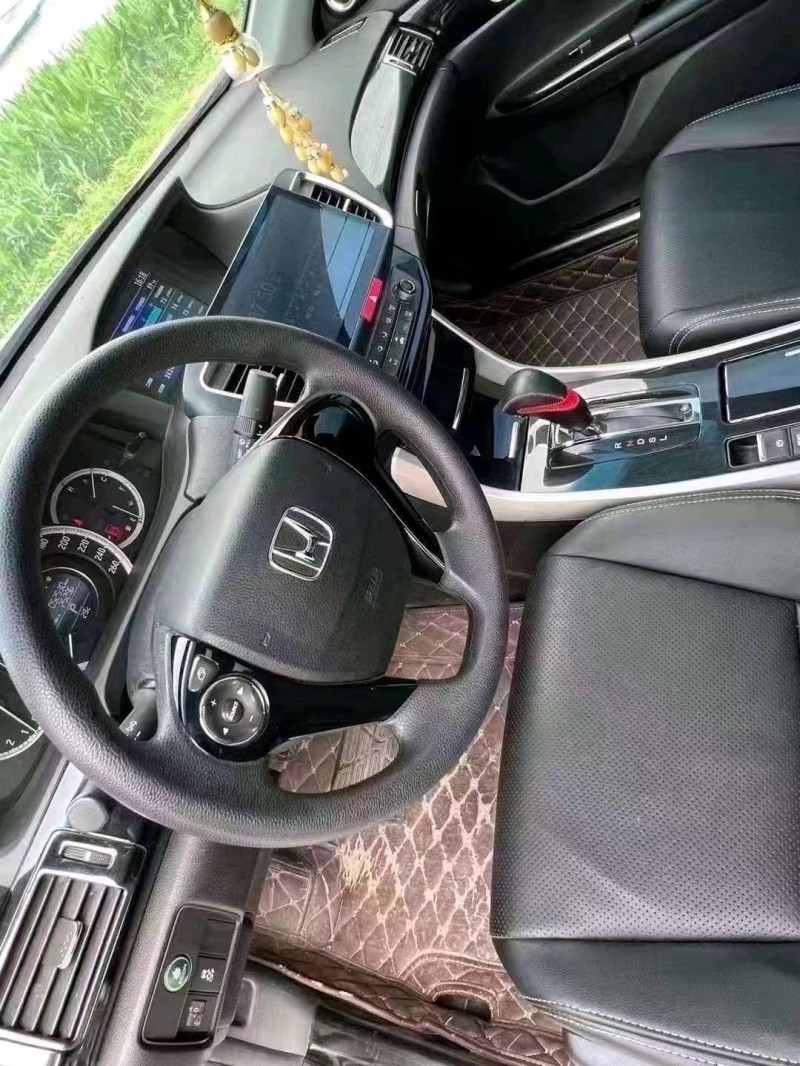 北京17年本田雅阁6