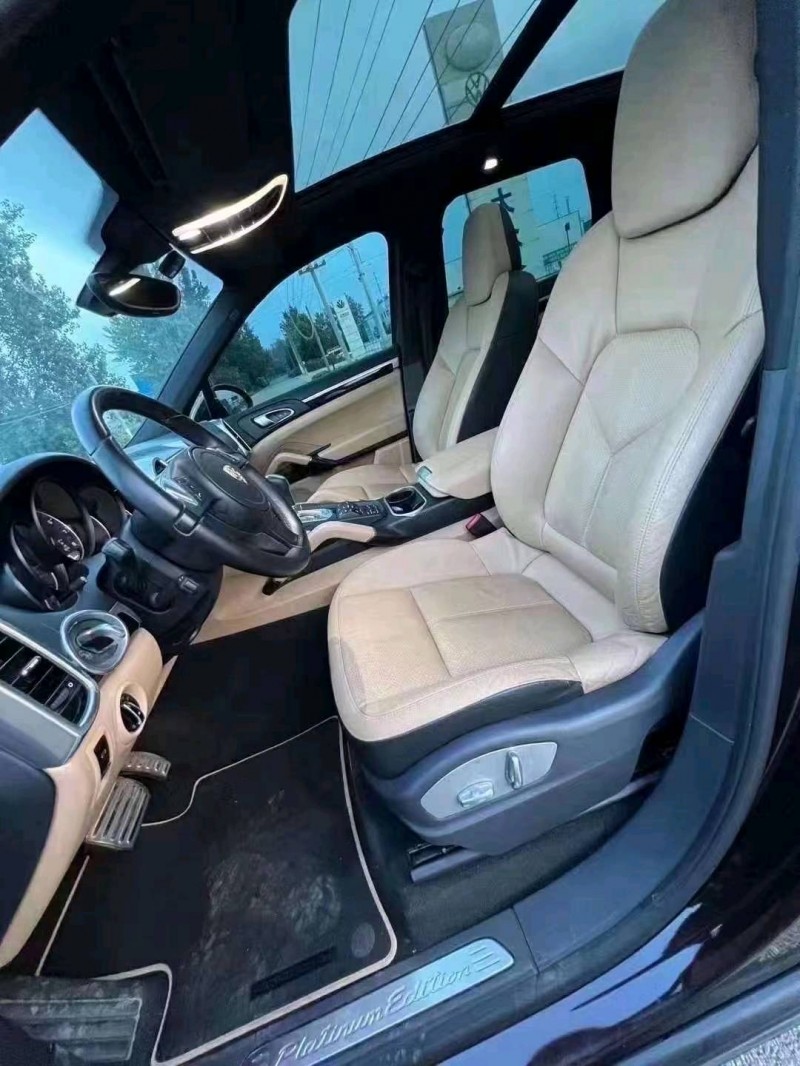 北京14年保时捷卡宴6