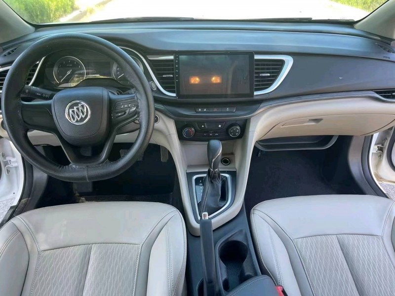 东营17年别克英朗5