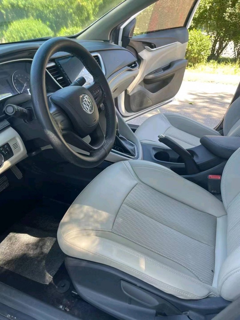 东营17年别克英朗8