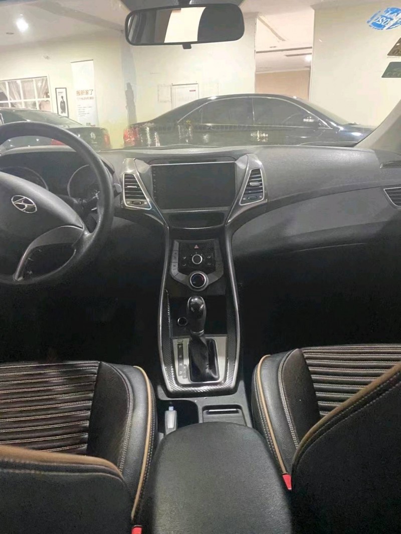 北京16年现代朗动3