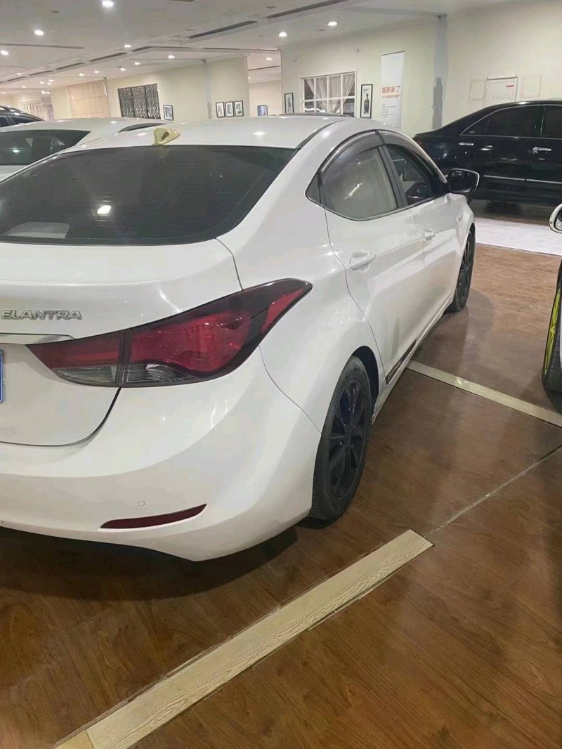 北京16年现代朗动5