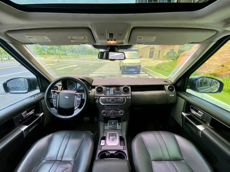 广州14年路虎发现7