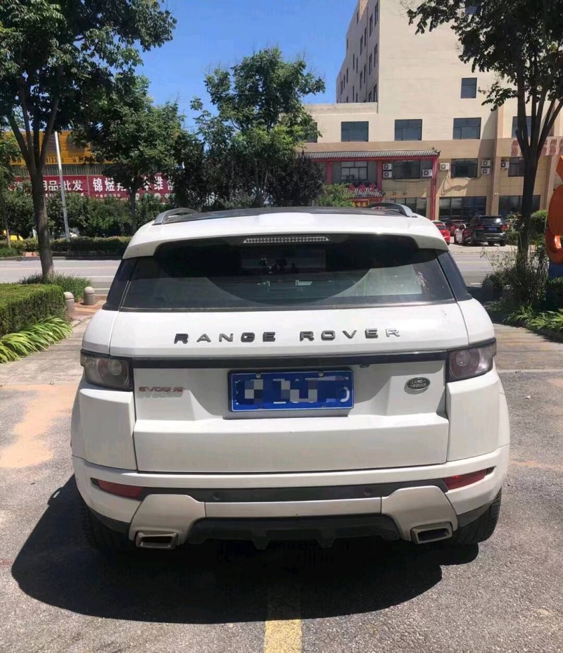 枣庄14年路虎极光9