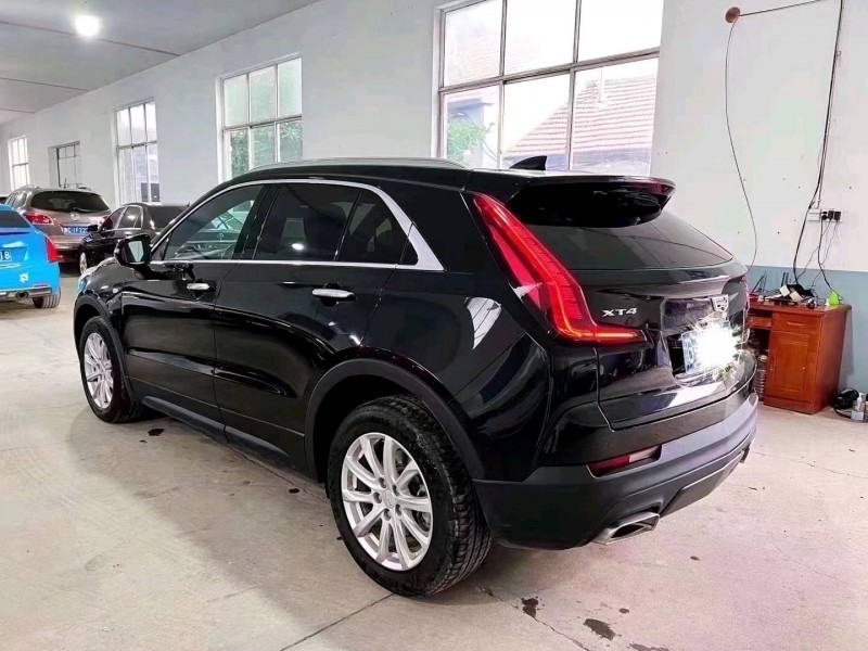 枣庄20年凯迪拉克XT45