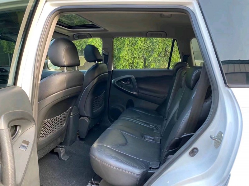沈阳12年丰田RAV45