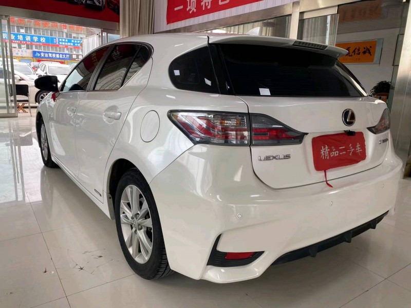 东营15年雷克萨斯CT9