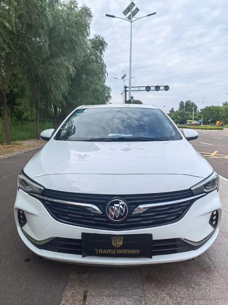 潍坊20年别克威朗9