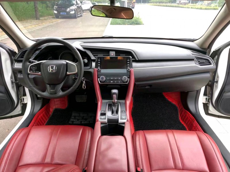 东营17年本田思域4