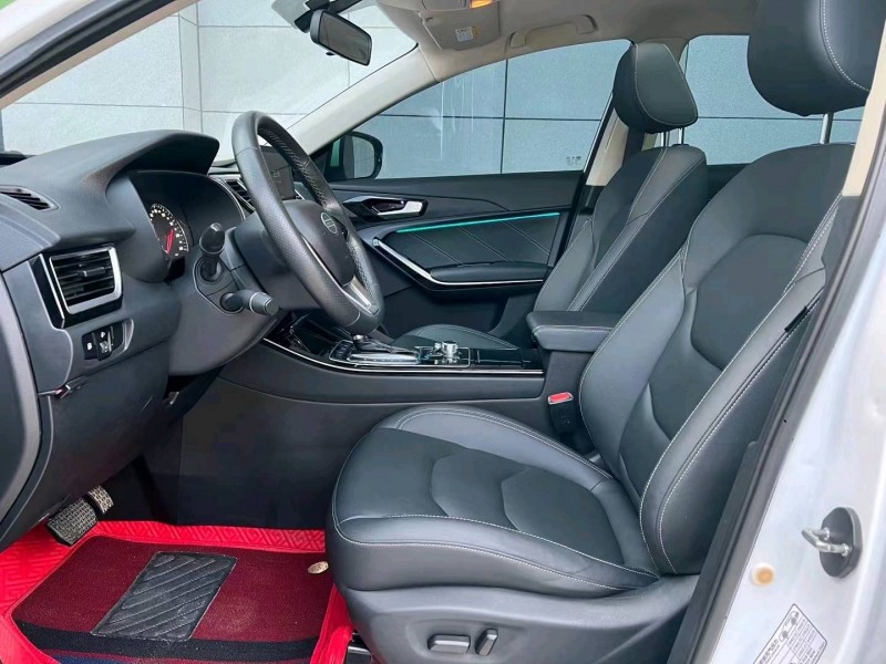 济宁18年一汽森雅R97