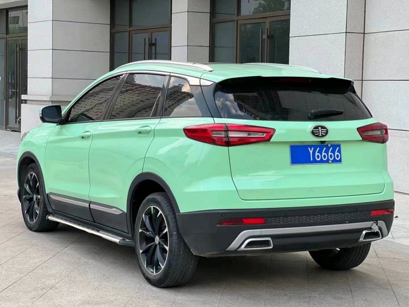 济宁18年一汽森雅R98