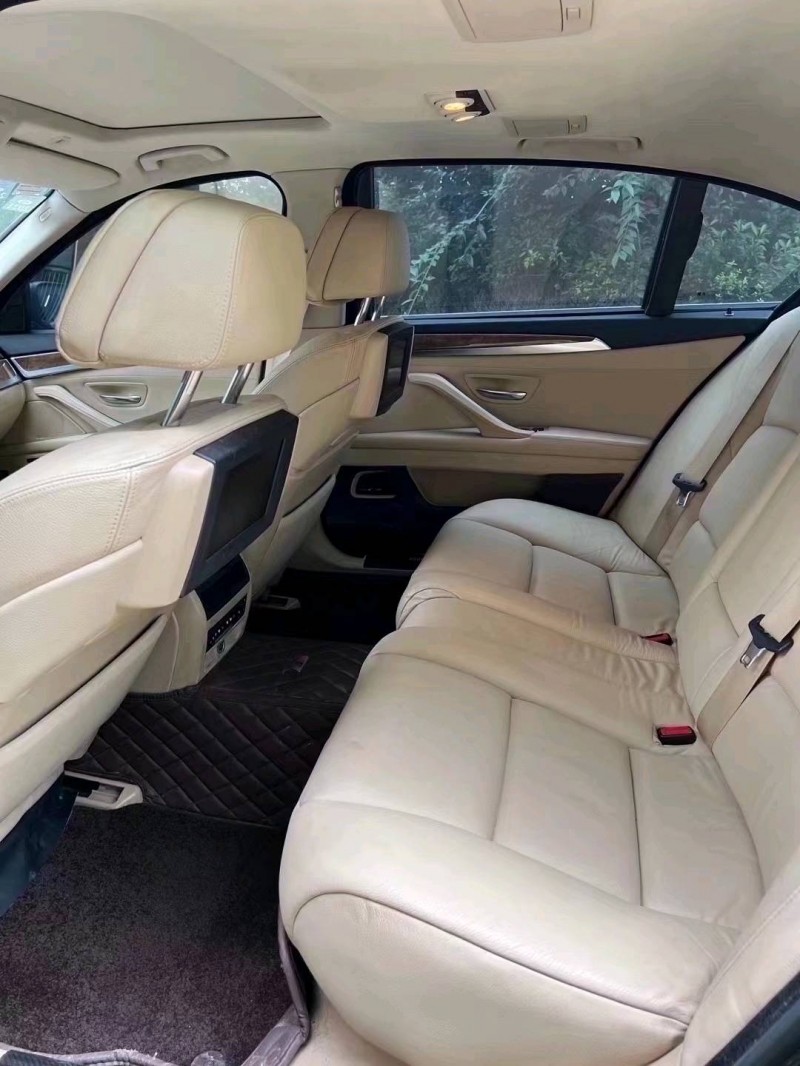 北京11年宝马5系7