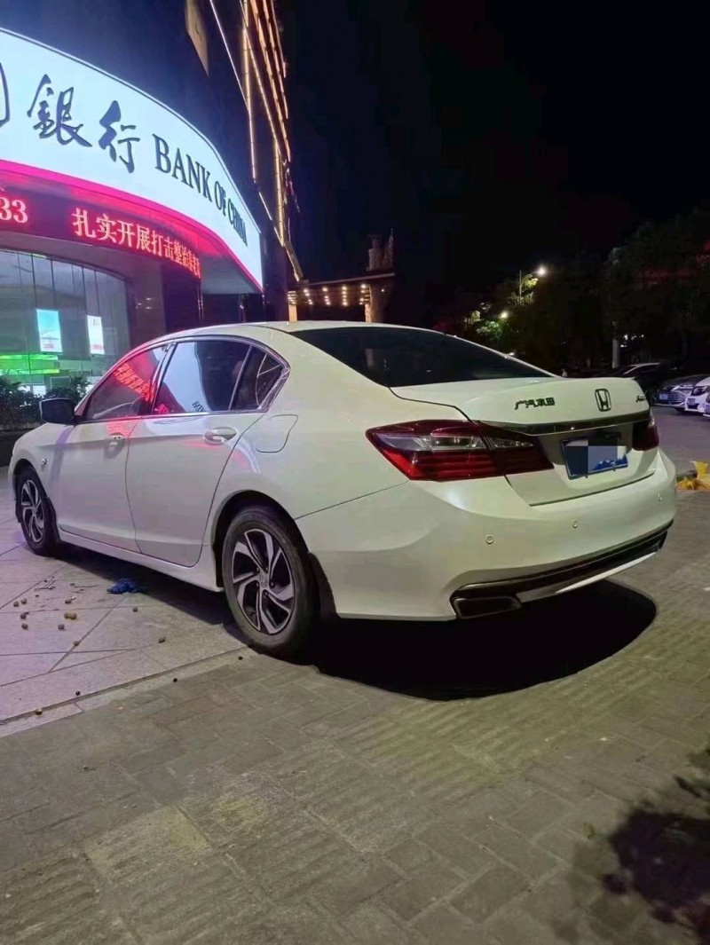 东营16年本田雅阁6