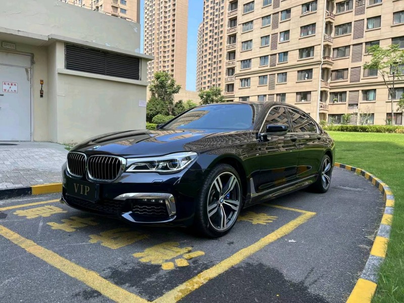 徐州19年宝马7系3