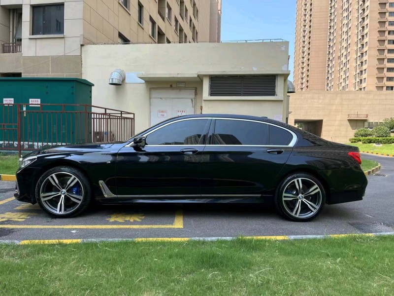 徐州19年宝马7系4