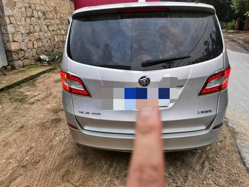 邢台14年别克GL86