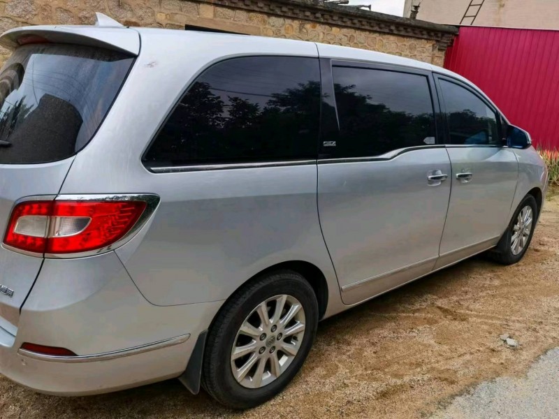 邢台14年别克GL85