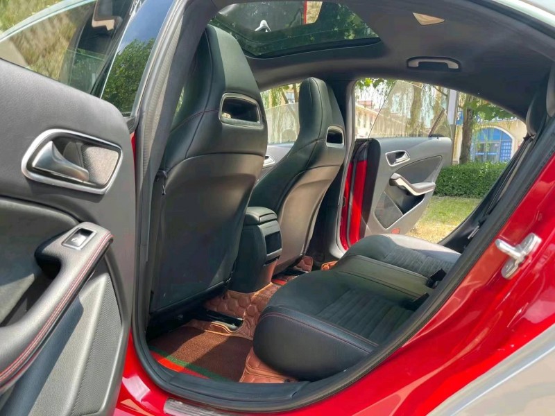 邢台16年奔驰CLA6