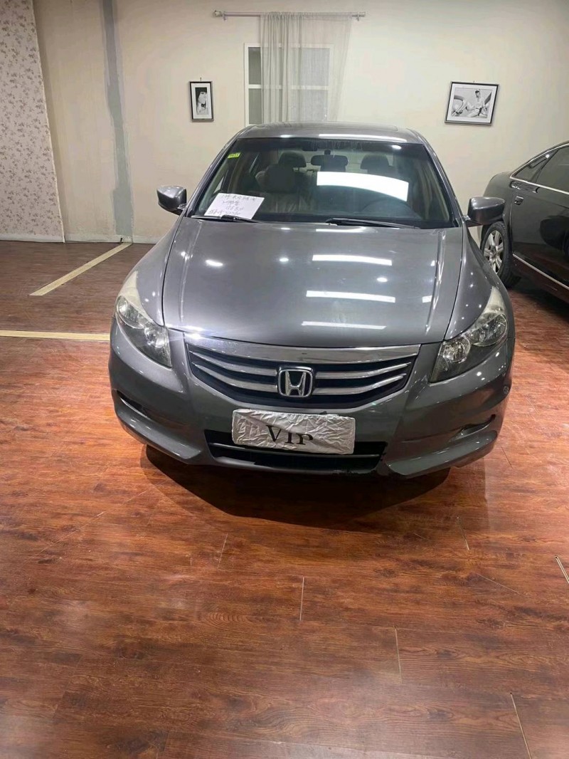 东营12年本田雅阁1