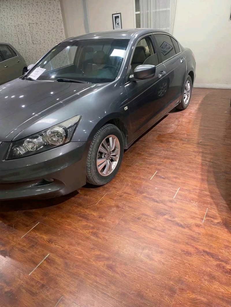 东营12年本田雅阁8