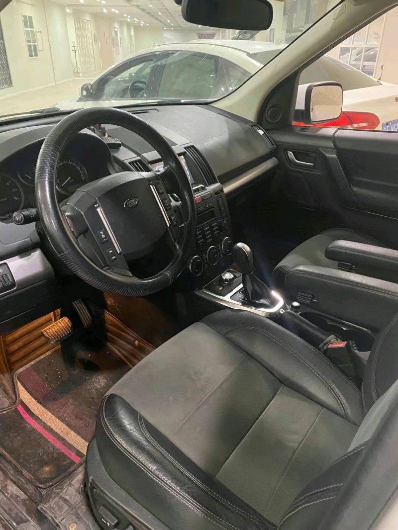 东营13年路虎神行者5