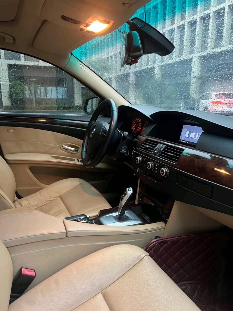 徐州10年宝马5系4