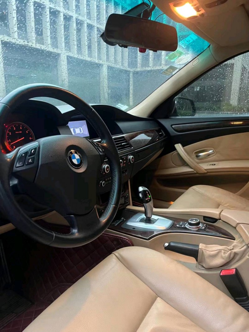 徐州10年宝马5系5