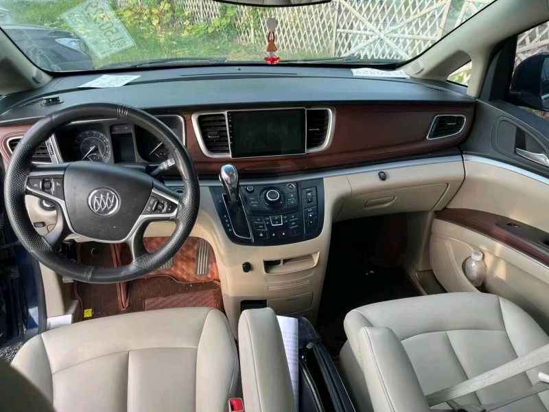 邵阳17年别克GL86