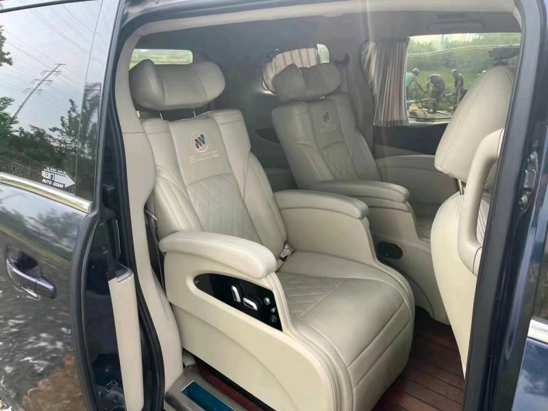 邵阳17年别克GL88