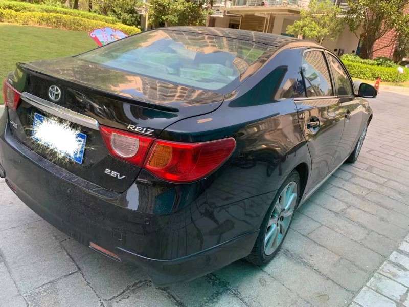 北京13年丰田锐志4