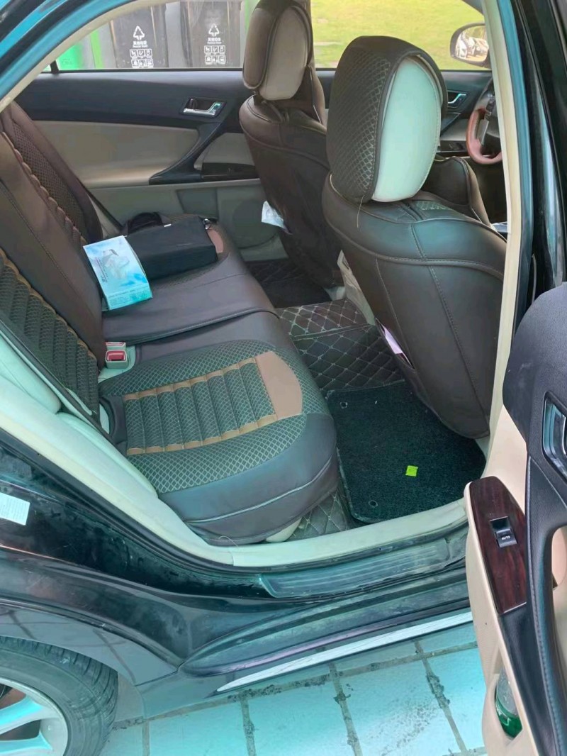 北京13年丰田锐志5