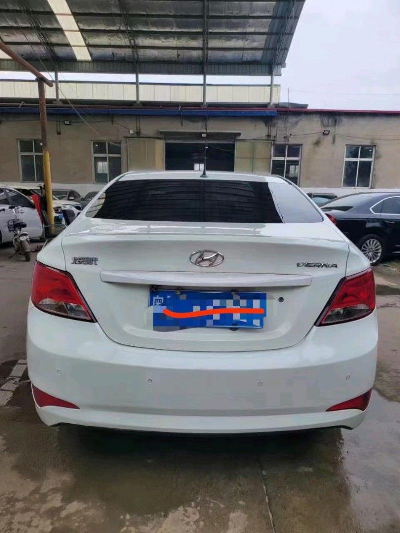 保定16年现代瑞纳9