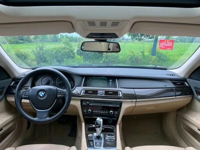 盐城13年宝马7系6