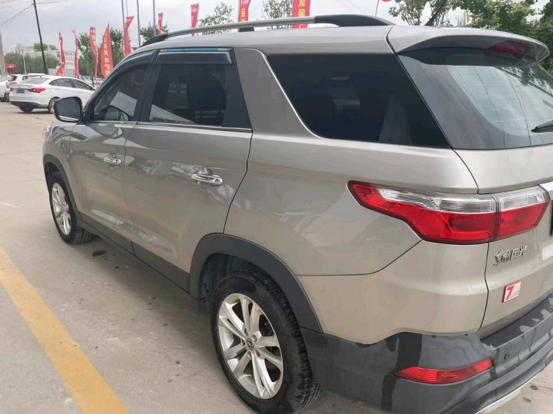 保定20年东风风光5