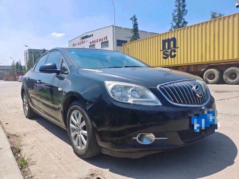 青岛15年别克英朗GT3