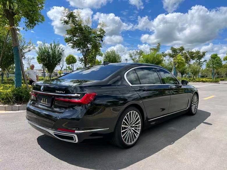 盐城19年宝马7系8