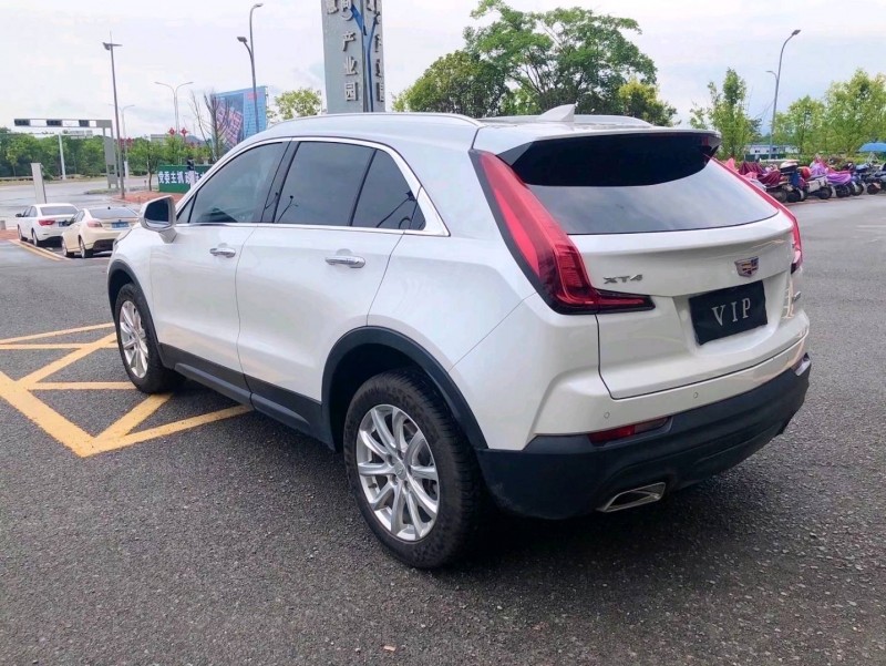 宜春20年凯迪拉克XT45