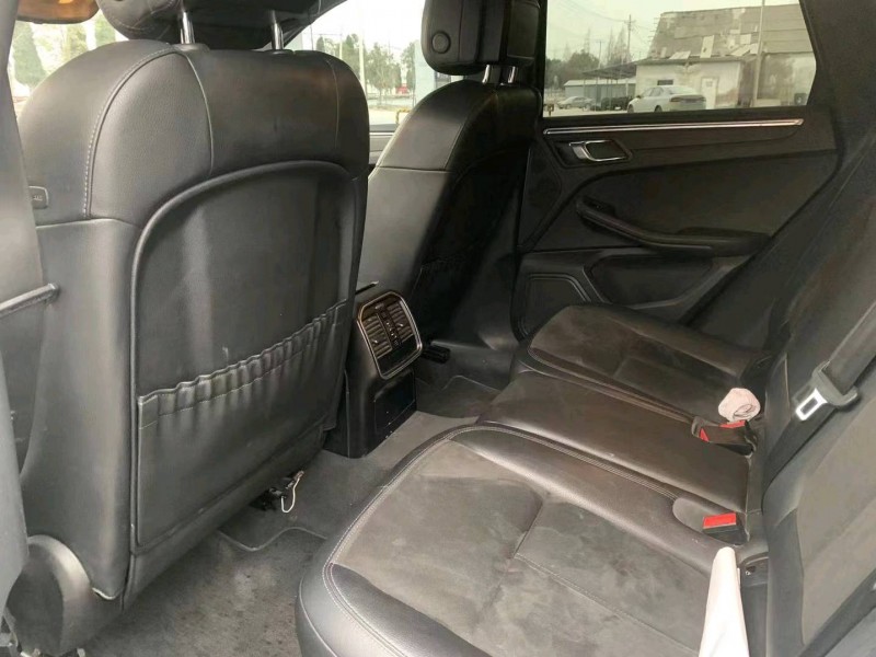 徐州16年保時捷Macan7