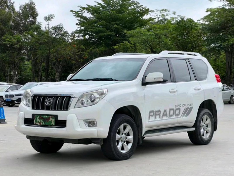 东莞13年丰田普拉多3