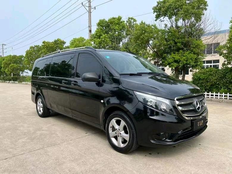 盐城17年奔驰威霆8