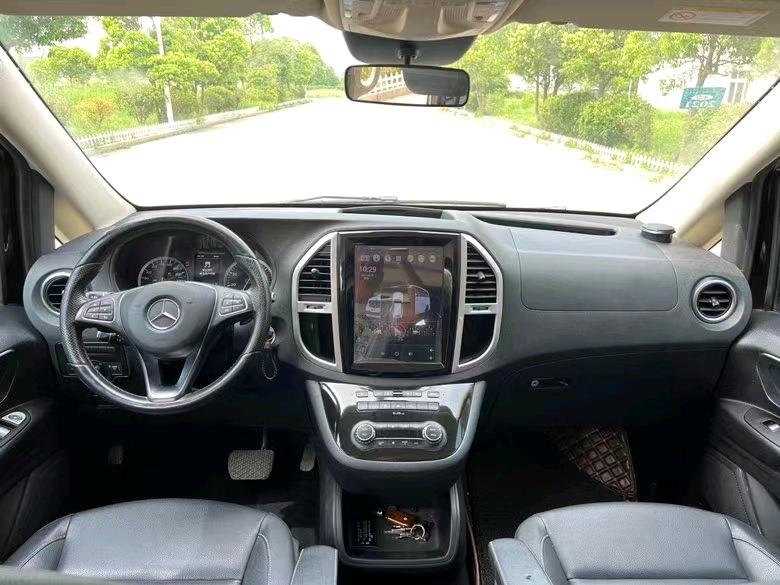 盐城17年奔驰威霆6